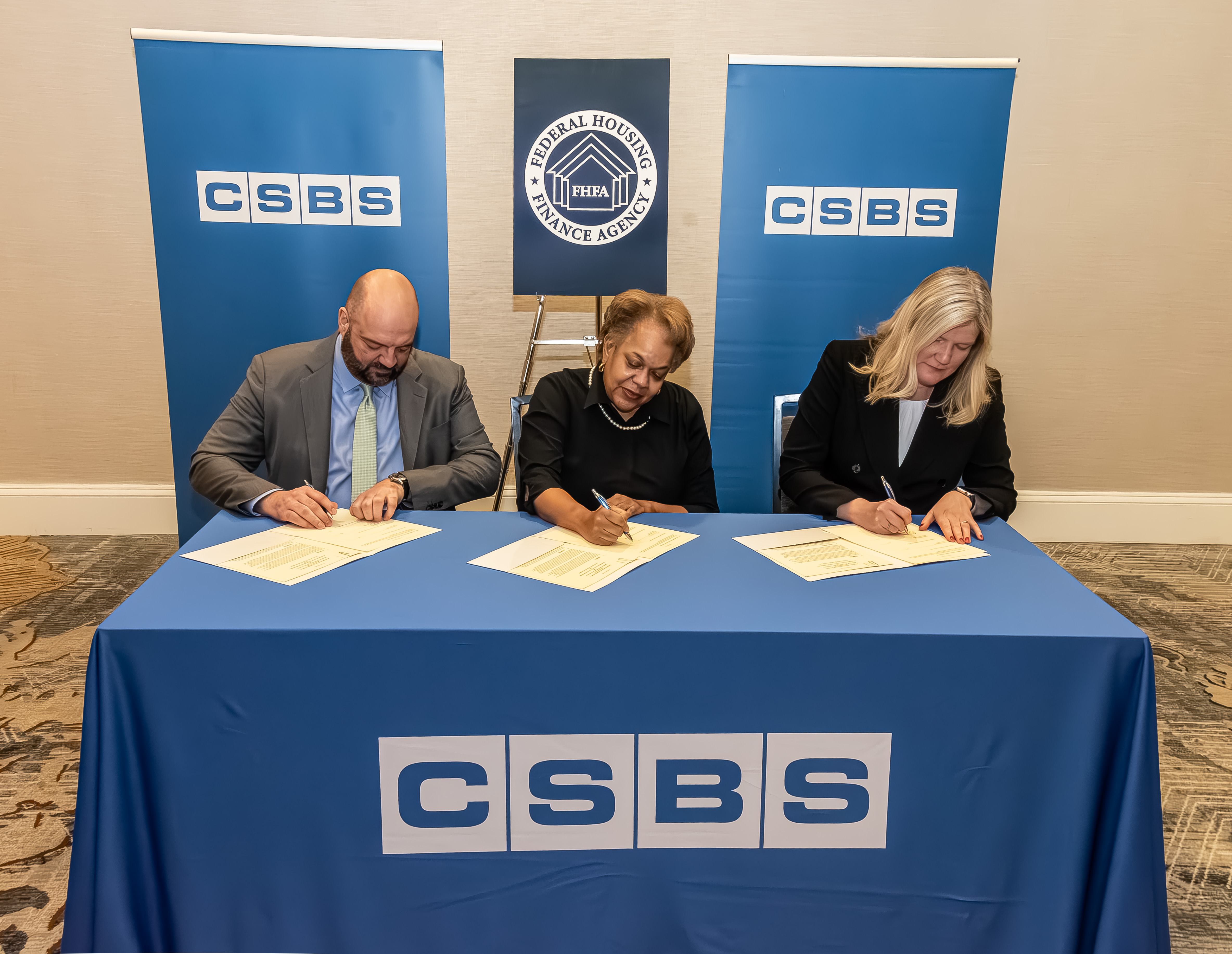 Brandon Milhorn, Sandra Thompson, Lise Kruse